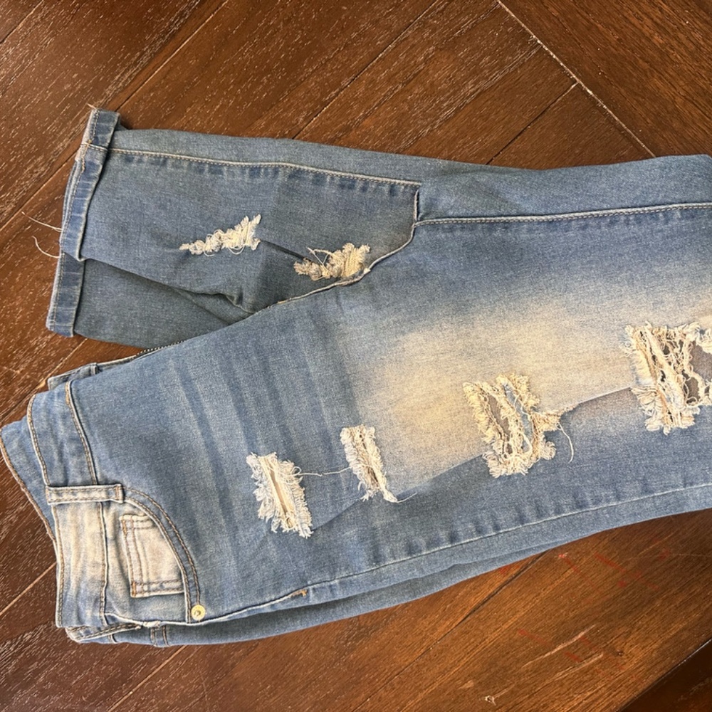 Jeans - Picture 10 of 11